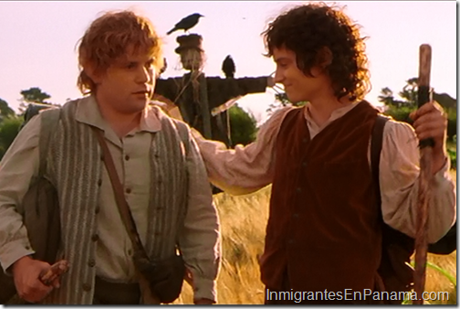 Frodo & Sam in Field