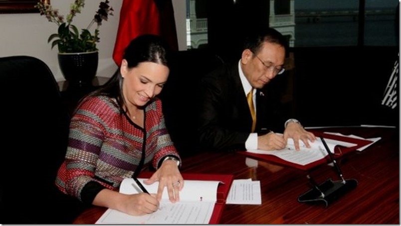Viceministra-Multilaterales-Cooperacion-Maria-Embajador-Taiwan